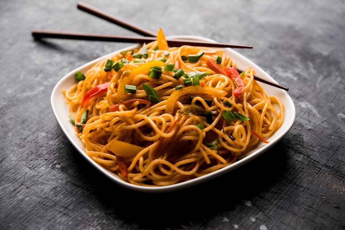 Gebratene Nudeln Rezept: Authentische Asiatische Küche einfach zubereiten 5 Gebratene Nudeln Rezept: Authentische Asiatische Küche einfach zubereiten