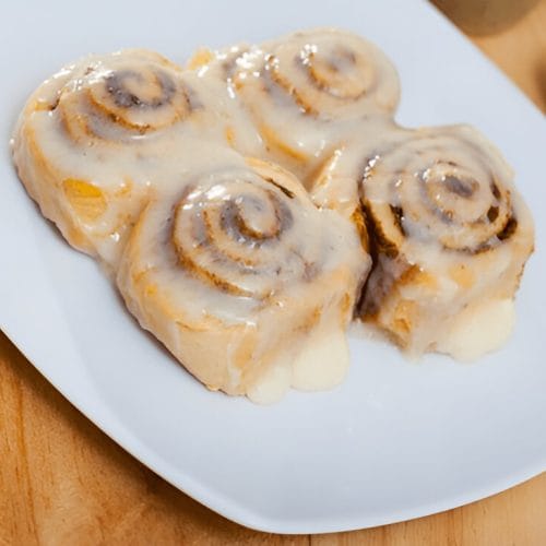Einfache Zimtschnecken aus dem Grundteig 2 Zimtschnecken
